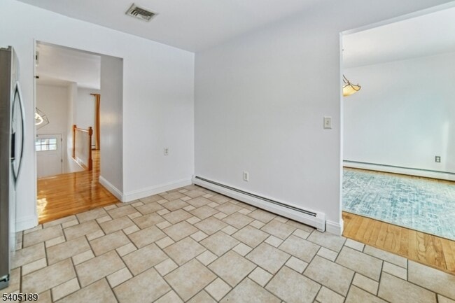 Building Photo - 30 Sanford Ave