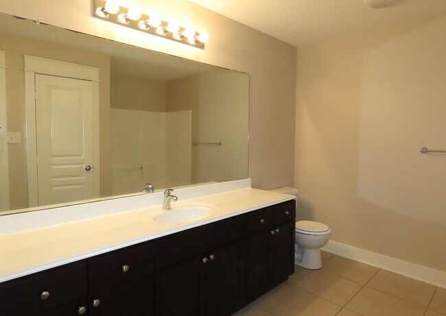 Building Photo - South Tyler! Stunning 5 Bedroom, 3.5 Bath ...