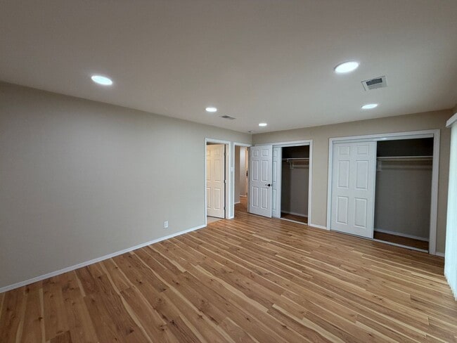 Building Photo - Beautifully Remodeled 3 Bedroom Single Story Home Available Near Golf Course Rd NW & McMahon Blvd...