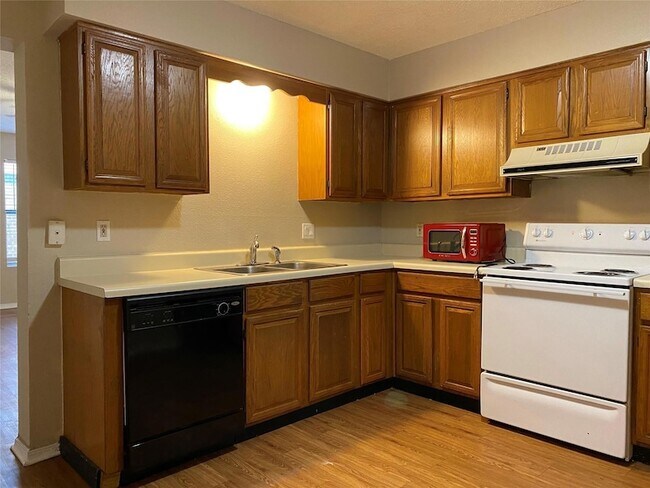 Building Photo - 3047 Olympia Drive