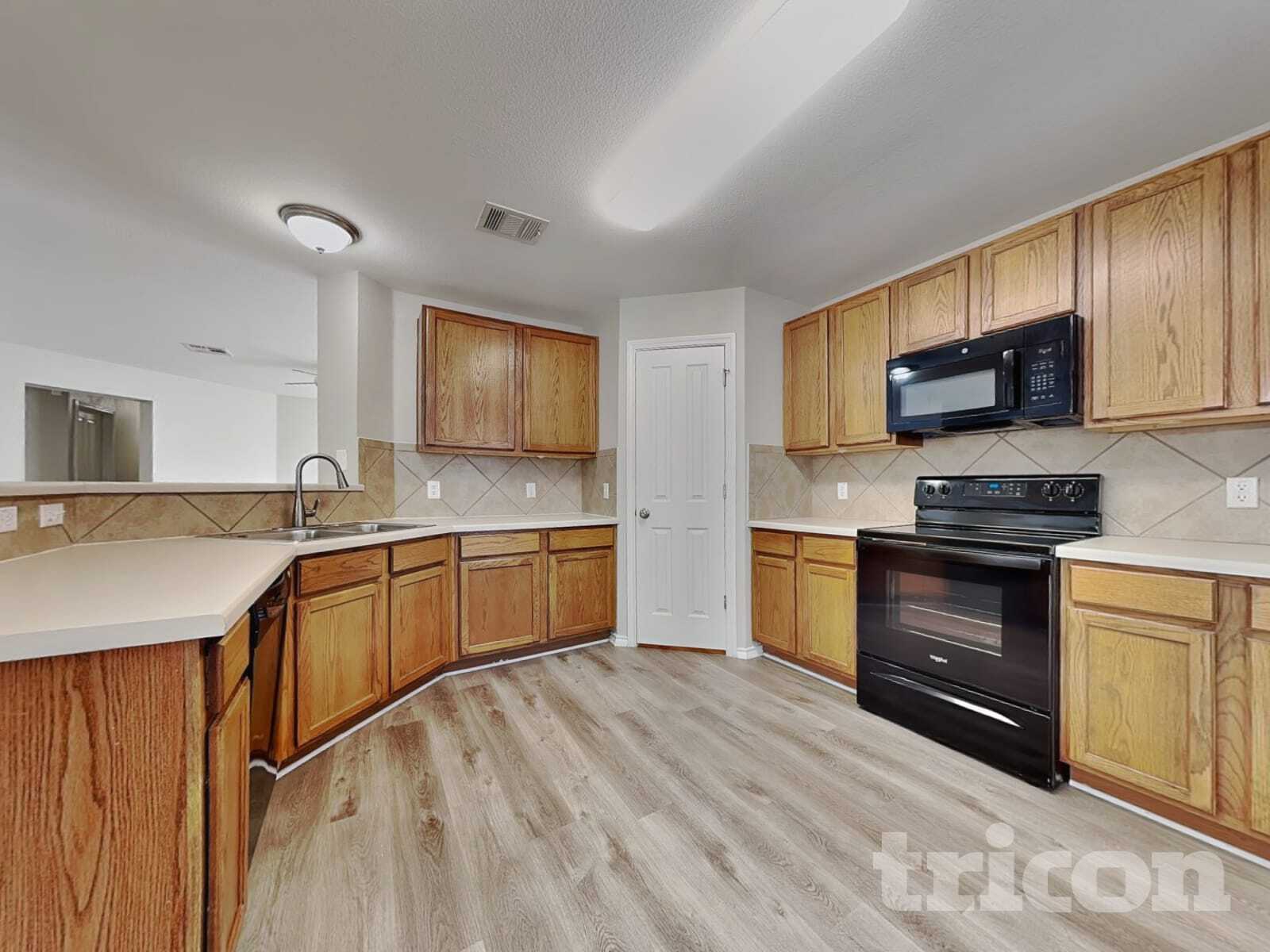 Building Photo - 201 Hereford St