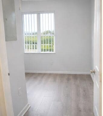 Building Photo - 2100 Greenview Shores Blvd