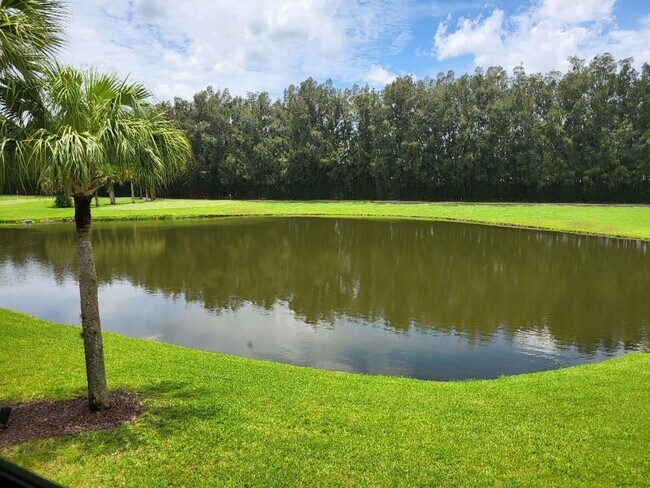 Building Photo - Welcome to Vista Plantations! An Independent Living Community for the over 55 crowd!