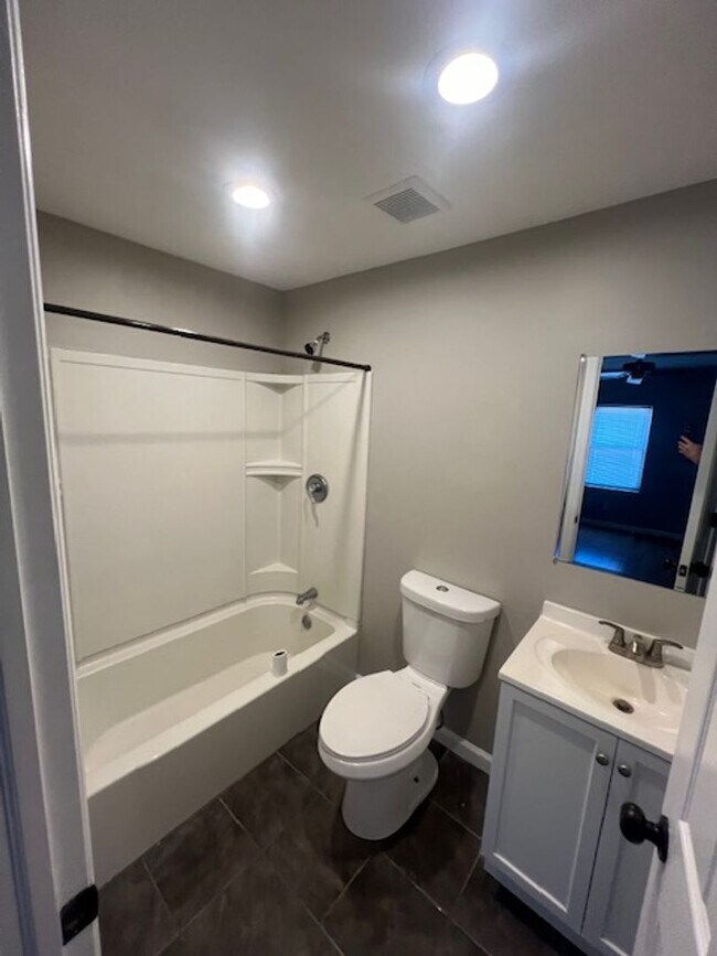 Building Photo - Stunning 3BD / 3BA Home with Rooftop Deck & Private Backyard — Ready to Call Home!