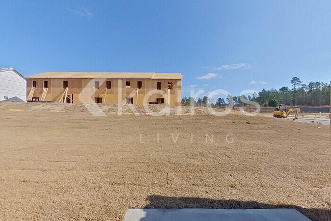 Building Photo - 2253 Banyon Cir
