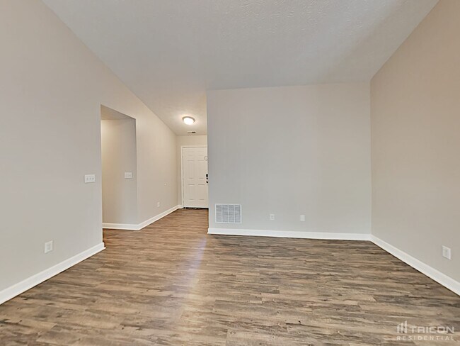 Building Photo - 12758 Sovereign Ln