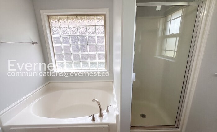 Building Photo - 24728 Silent Spring Dr