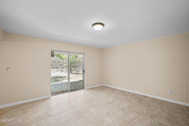 Building Photo - 10337 Galahad Way