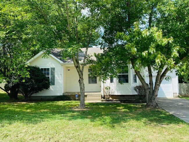 Primary Photo - Ranch Style Home