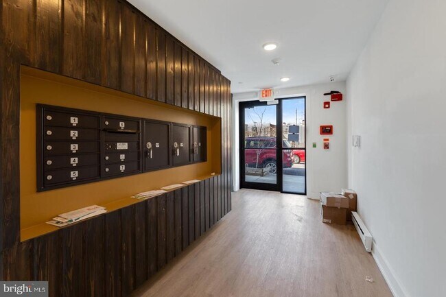 Building Photo - 1335 N Marston St