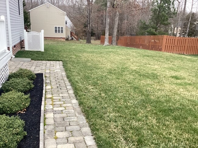 Building Photo - 3 bedroom Home Chesterfield-Ashbrook Subdivision