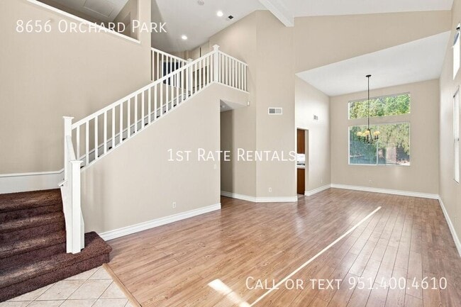Building Photo - 8656 Orchard Park Dr