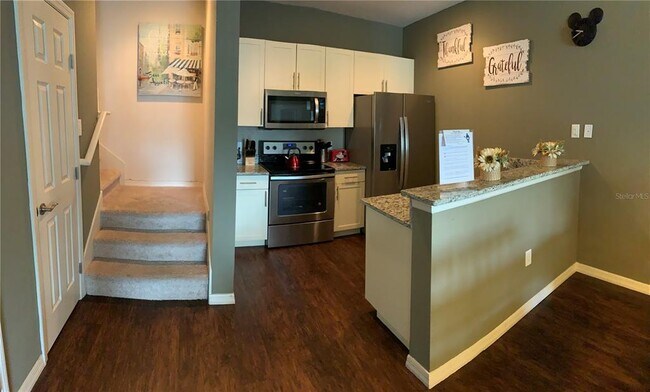 Building Photo - 3225 Cupid Pl