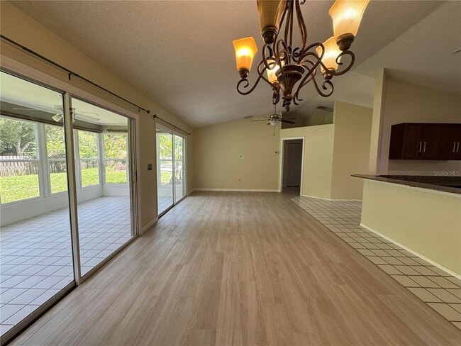 Building Photo - 4750 Hamlets Grv Dr