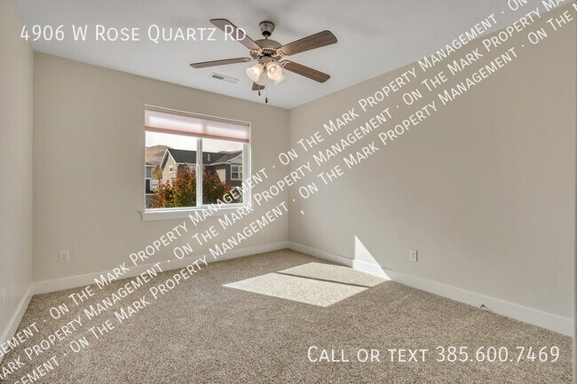 Building Photo - 4906 W Rose Quartz