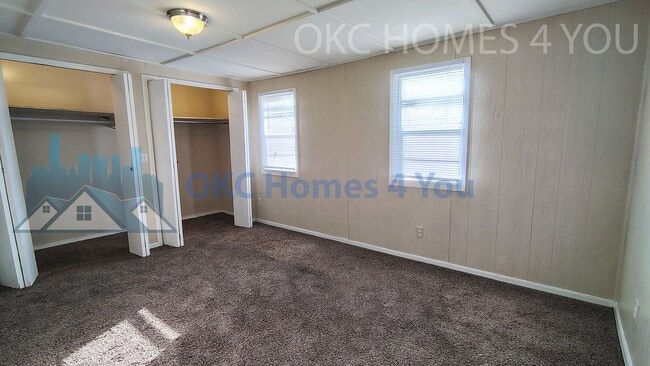 Building Photo - NW OKC 4 Bed Near I-44 & NW 23rd St.