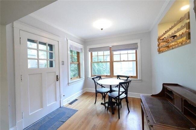 Building Photo - 418 Carswold Dr