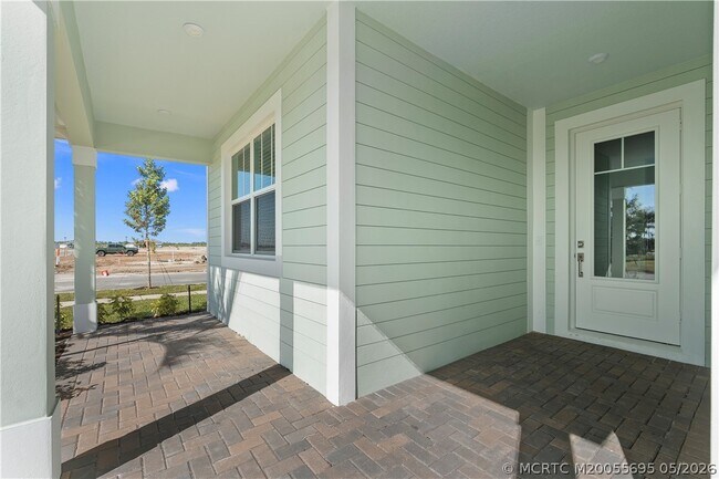 Building Photo - 14143 SW Safi Ter