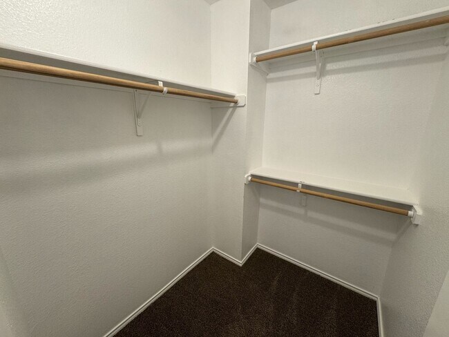 Building Photo - 5203 Causeway Ct