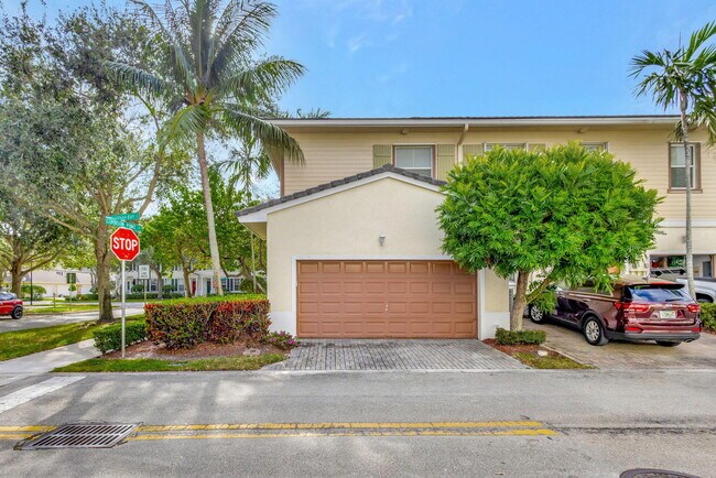 Building Photo - 4345 Parkside Dr