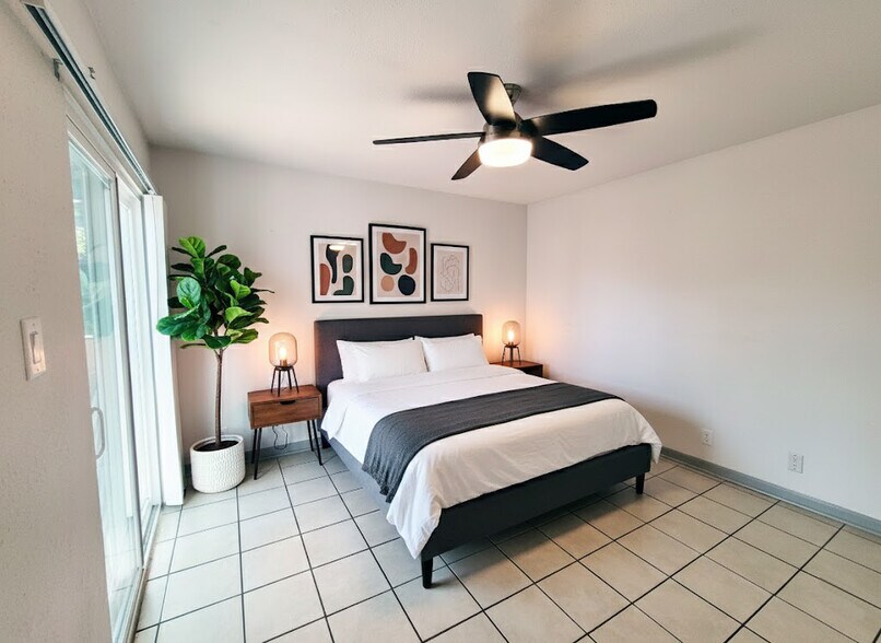 Building Photo - 920 Sirocco Dr