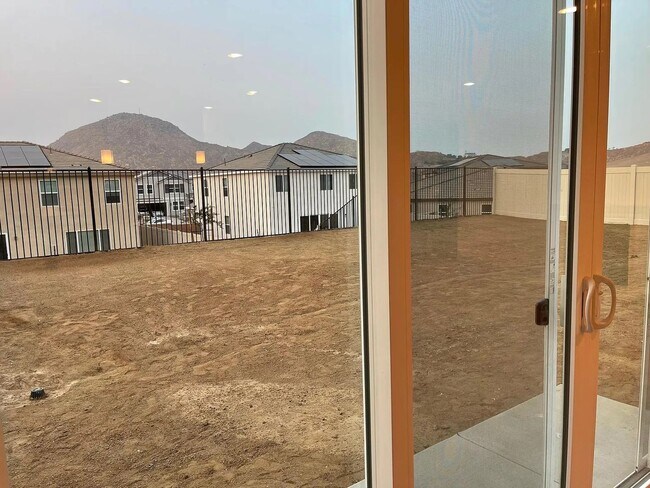 Building Photo - 8277 Country Mile Ln