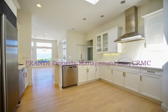 Building Photo - 3 Bartel Ct