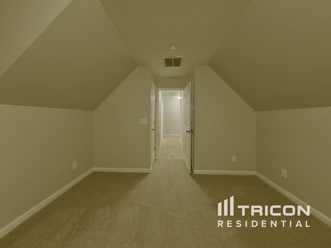 Building Photo - 6130 Spanish Moss Ln