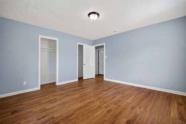 Building Photo - 4813 Brinkley St