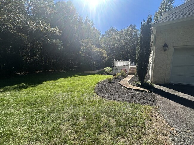 Building Photo - 11103 Fawn Lake Pkwy