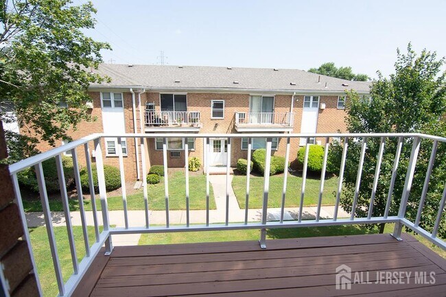 Building Photo - 9 Koster Blvd