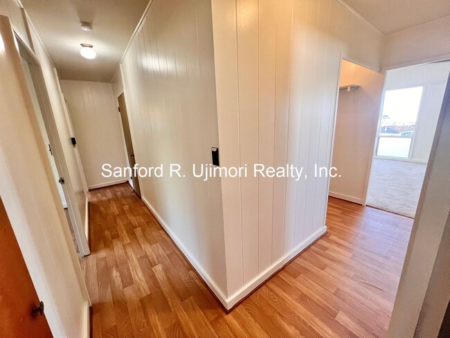 Building Photo - Kolopua Street – Single Family Home (4 bed...
