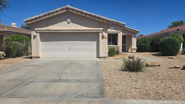Building Photo - VERY popular neighborhood in Goodyear!