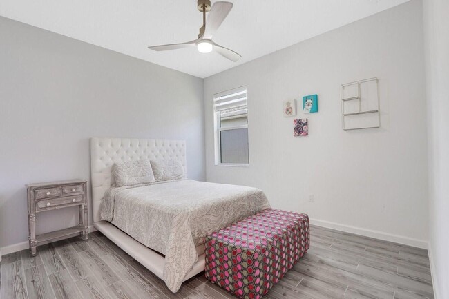 Building Photo - 10736 SW Estella Ln