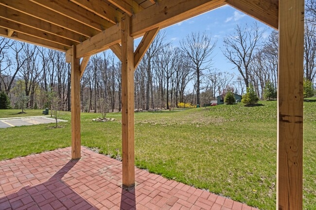 Building Photo - 16 Sedicavage Way