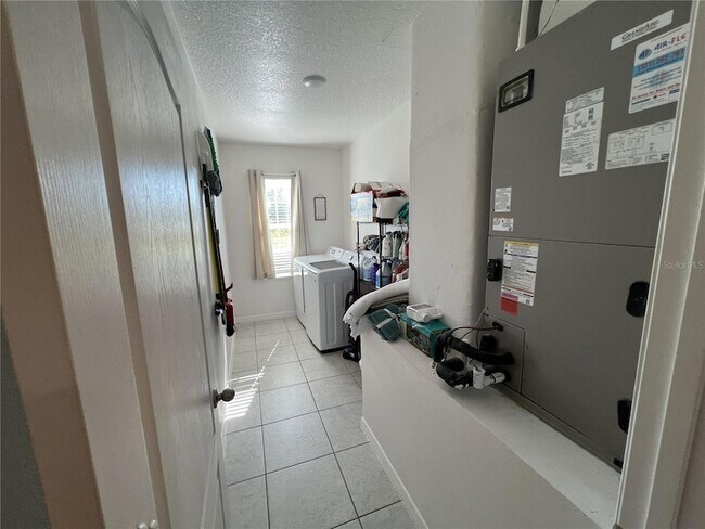 Building Photo - 1106 Althea Dr