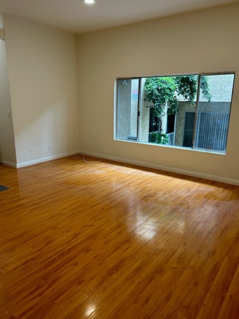 Building Photo - The Driftwood Apartments