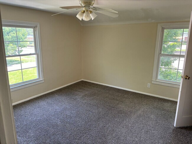 Building Photo - Harrington