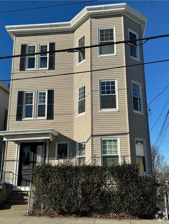 Building Photo - 150 Hermon St