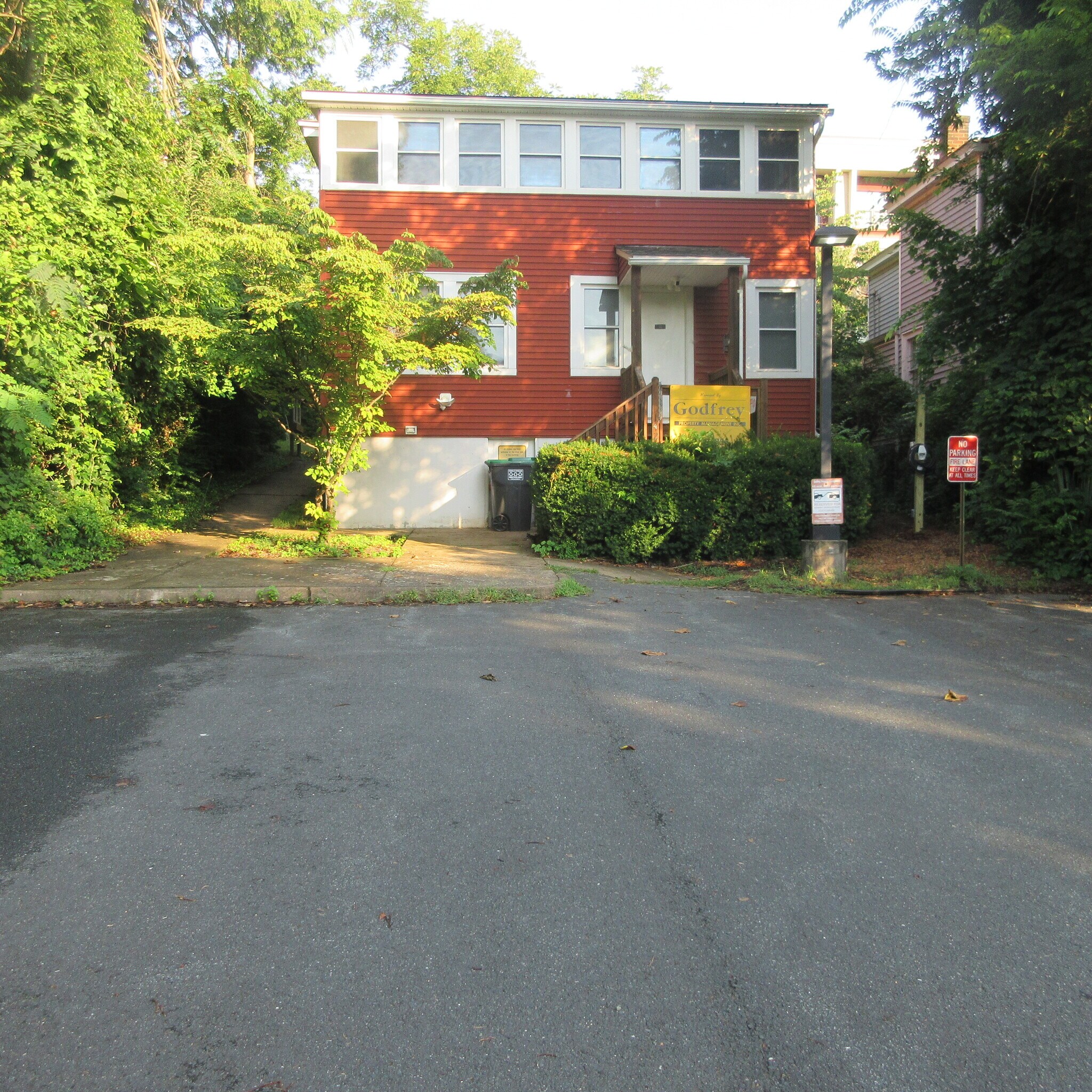 rear of property - 142 Carlton Rd