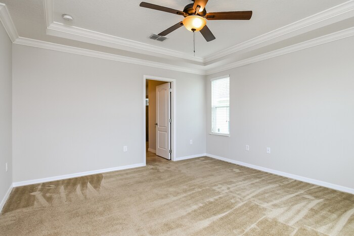 Building Photo - 252 Milestone Dr