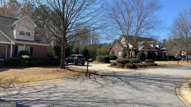 Building Photo - 1062 Canter Bend