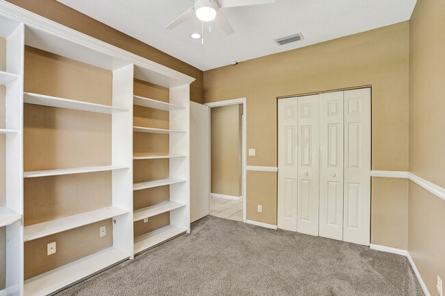 Building Photo - 10304 NW 50th Ct