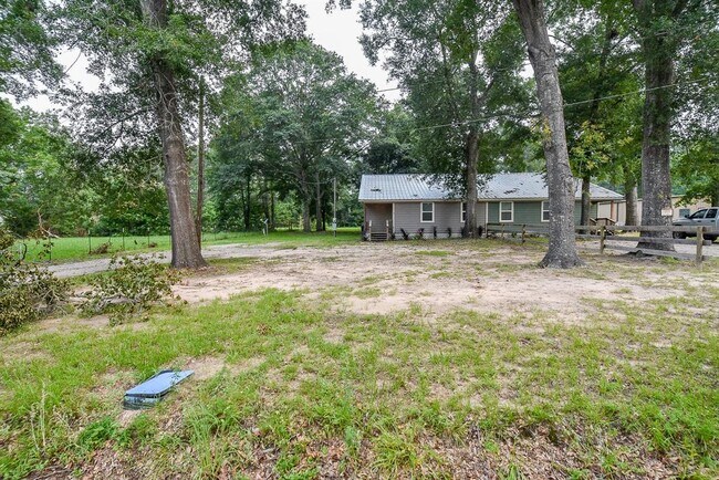 Building Photo - 15357 Ben Wiggins Rd