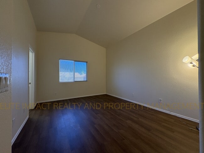 Building Photo - 7734 S Titanite Ln