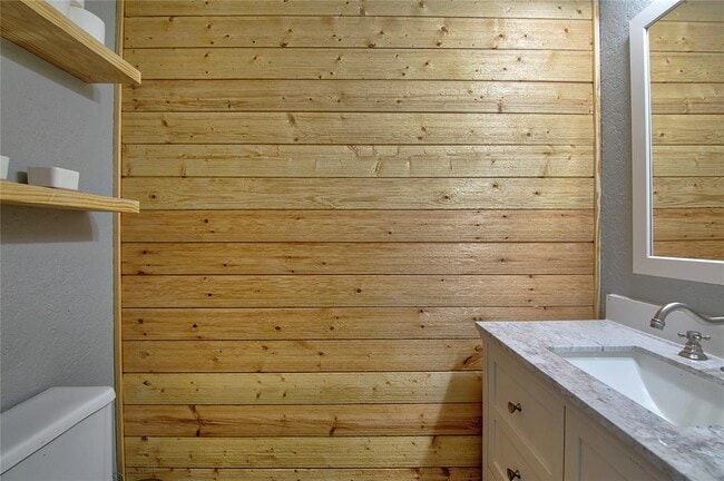 Building Photo - 2924 Canyon Oaks Ct