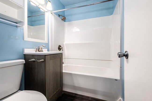 Building Photo - Charming 2BD/1BA House!!!!