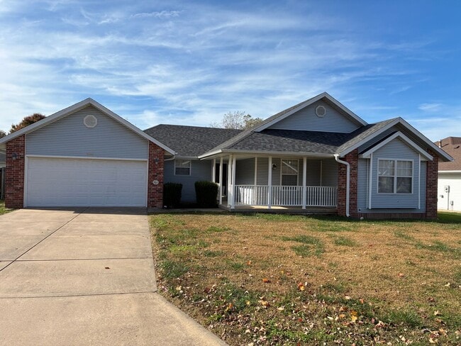Building Photo - Beautiful 3 bedroom home - Ozark, MO
