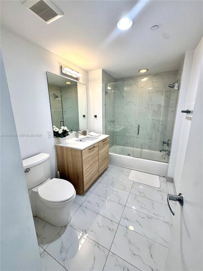 Building Photo - 16385 Biscayne Blvd