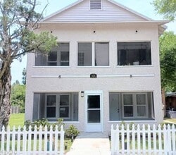 Building Photo - 635 Tanglewood St